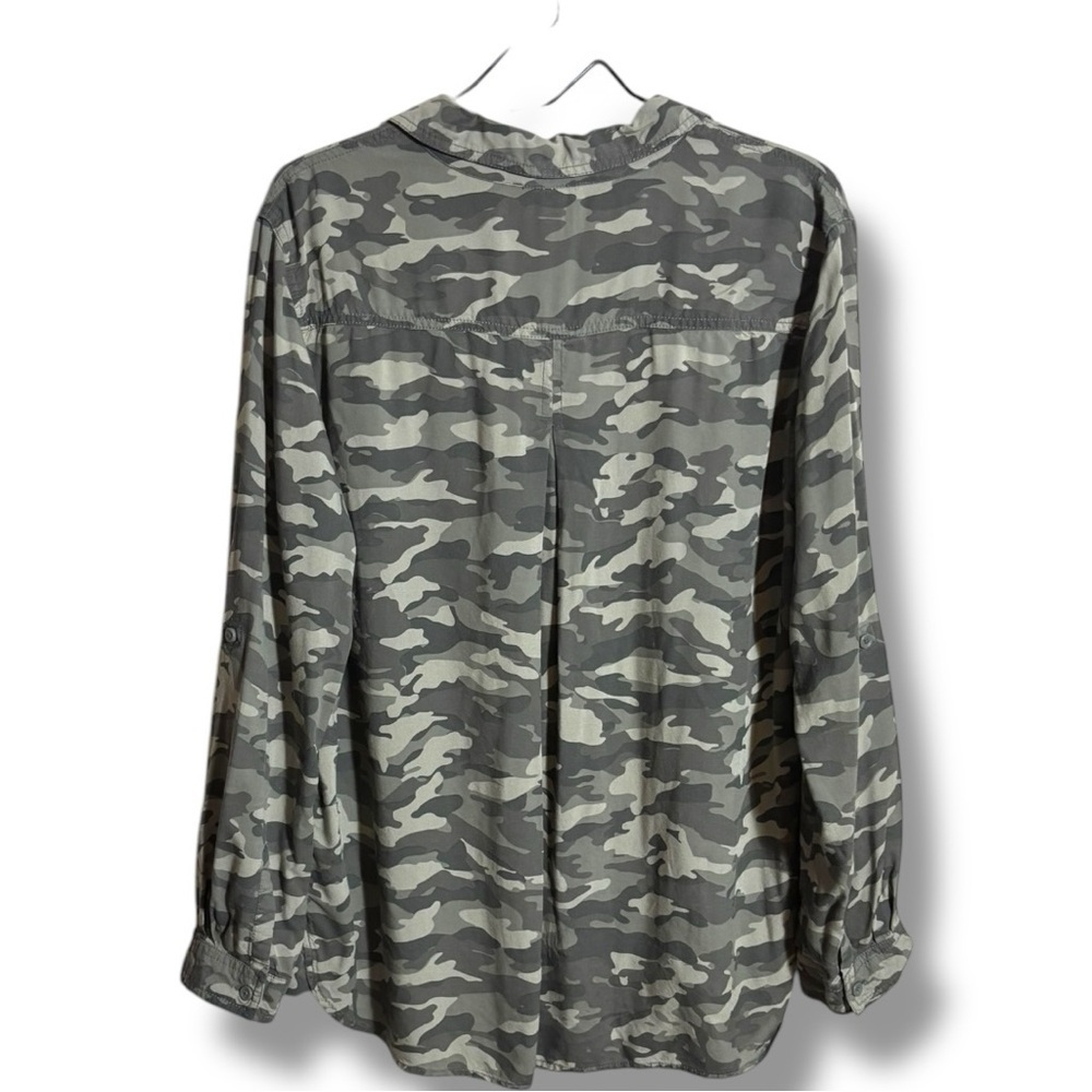 Beach Lunch Lounge Stylish Green Camouflage Long Sleeve Button Down Shirt - Picture 15 of 16